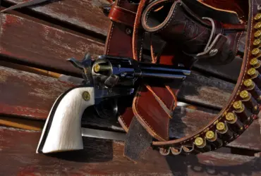 revolver 38 preto