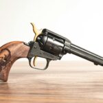 revolver 22 antigo